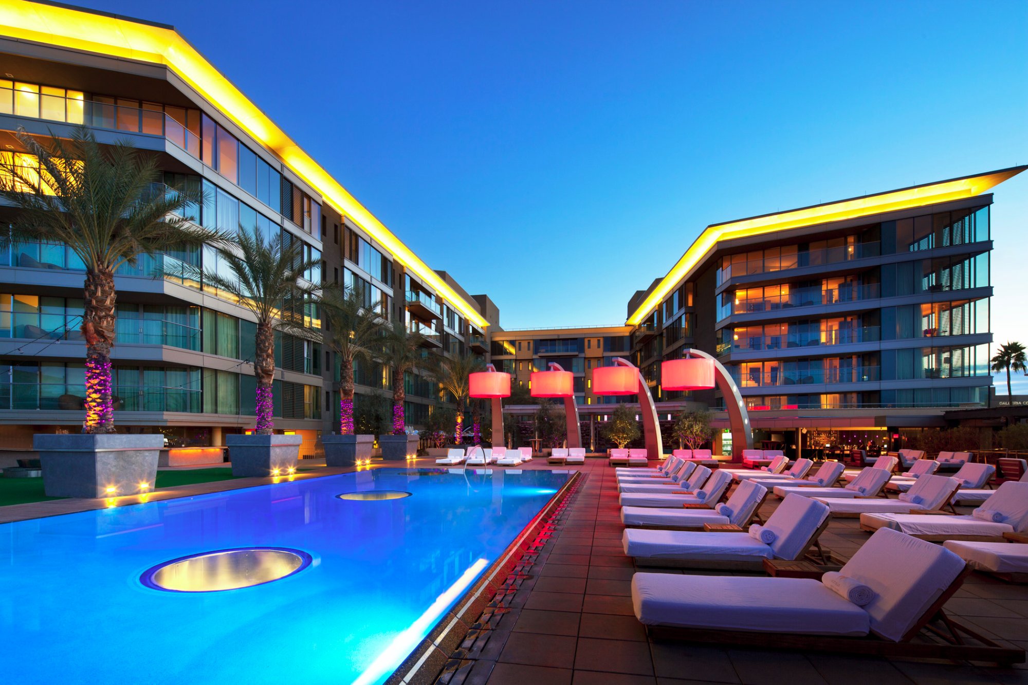 W Scottsdale Hotel - Best Pools Scottsdale