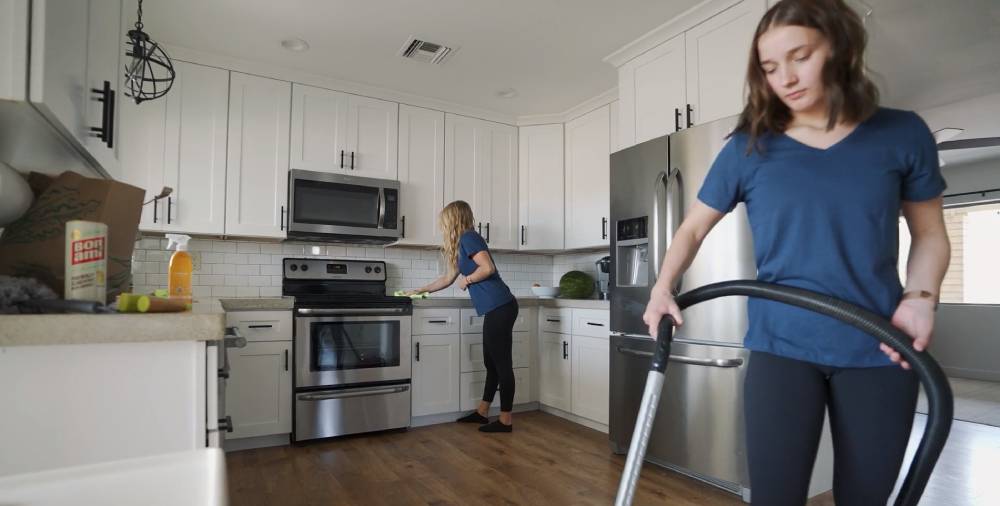 6 Things to Consider When Hiring a Cleaning Company